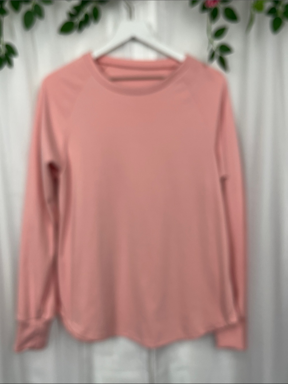 Mirabeau Christmas Lounge Pant Set & Top M Pink White Soft Fun Cozy NWT - Picture 8 of 11
